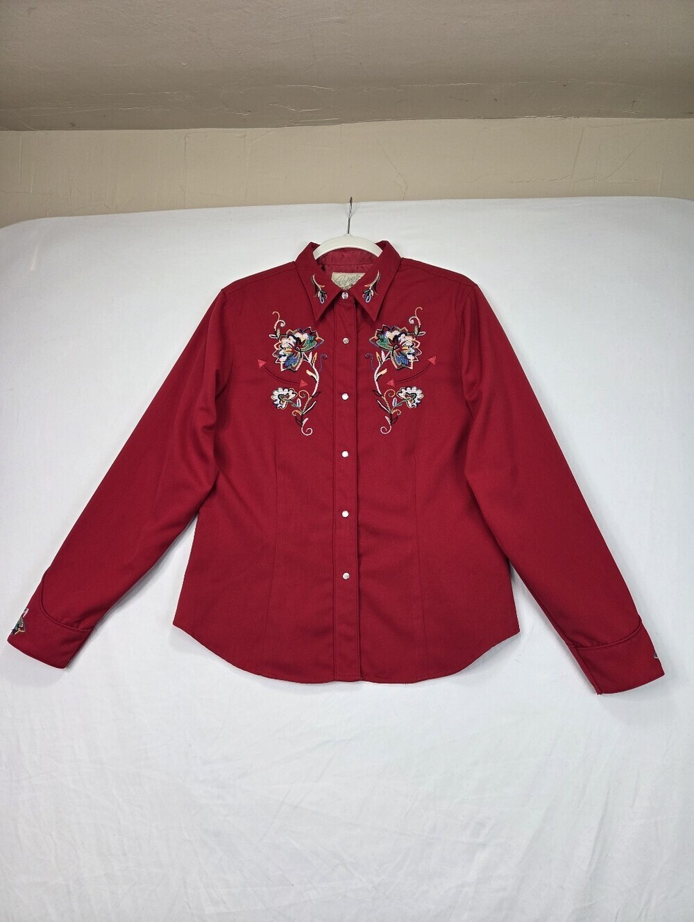 Roper Denver Colorado Vintage Red Western Embroidered Snap Shirt Women’s Medium
